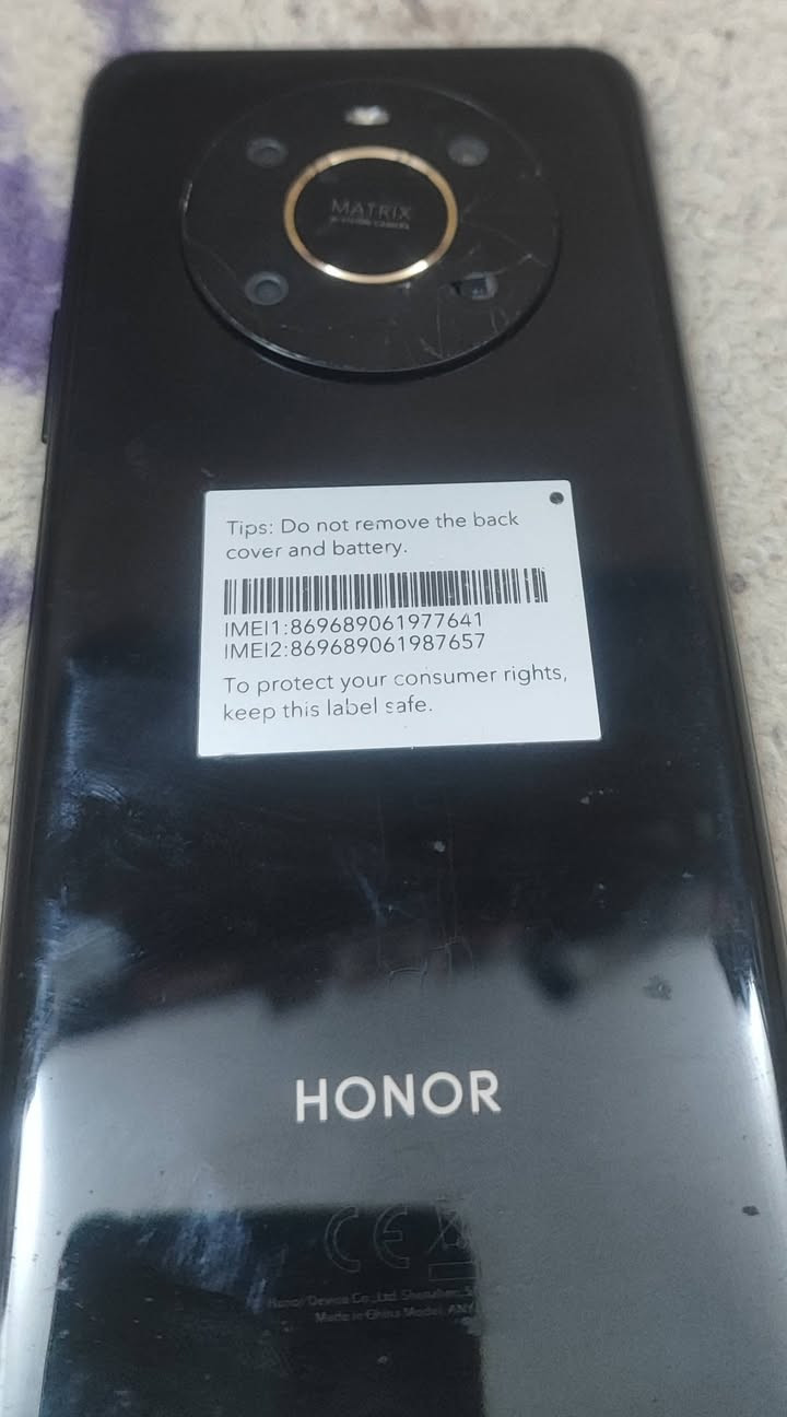 جهاز هونر x9 مبدل بي شاشه اصليه وكاله
وبي فطر بجامه الكامره الخلفيه 
الجهاز شغال 100%
#للبيع 130 الف 
مكاني بابل سدة الهنديه
الجهاز بدون ملحقات


**إذا كنت صاحب هذا الإعلان وتريد حذفه لأي سبب، رجاءا أرسل رسالة إلى الدعم الفني**