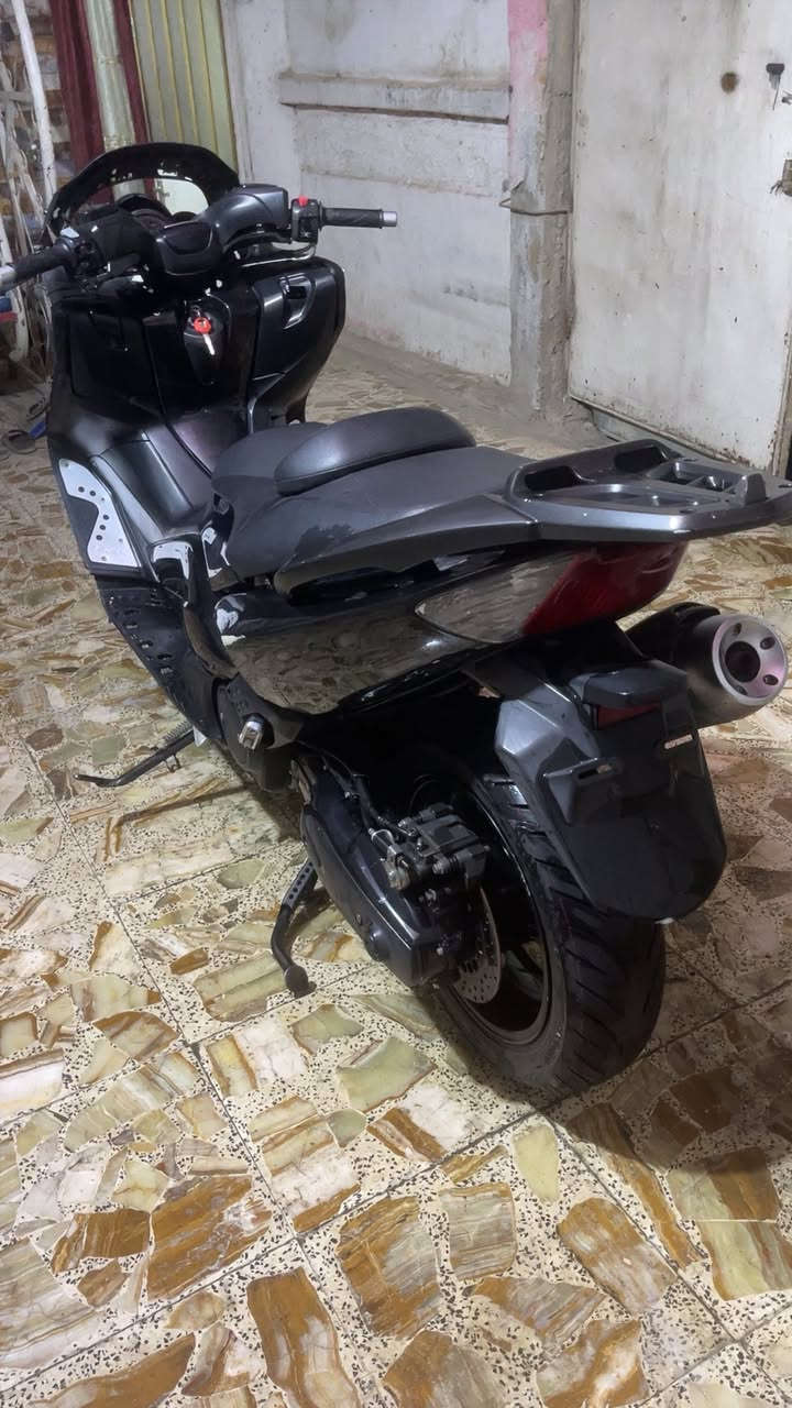 سلام عليكم دراجة تي ماكس لبيع نقص بجم دراجة مكفوله اذه بيه برغي مافتح تخذه بلاش مكينه خرسه  دراجة كله شغله سعره 23 وبيه مجال بصيط مكاني الشعله الشراي يتصل ***********
