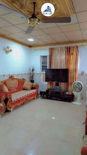 دار سكني زراعي للبيع
(الموصل حي الملايين الثانية قرب جامع العادل)
المدخل الثاني مقابل سوق القوسيات
المساحة 200 متر طابق غرفتين نوم + استقبال وهول ومطبخ ومشتملات 
خدمات كاملة ماء كهرباء تبليط (السعر) (85)
للاستفسار (الاتصال) بالارقام التالية 
(***********)
(***********)
