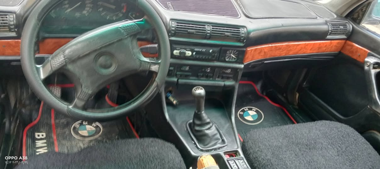 السلام عليكم بي ام موديل 91 كير عادي حجم 700 جاهزة من كلشي تبريد  رقم اديالى مشروع وطني سعرهه 40 وبيهه مجال مكان ذي قار الرفاعي ***********
