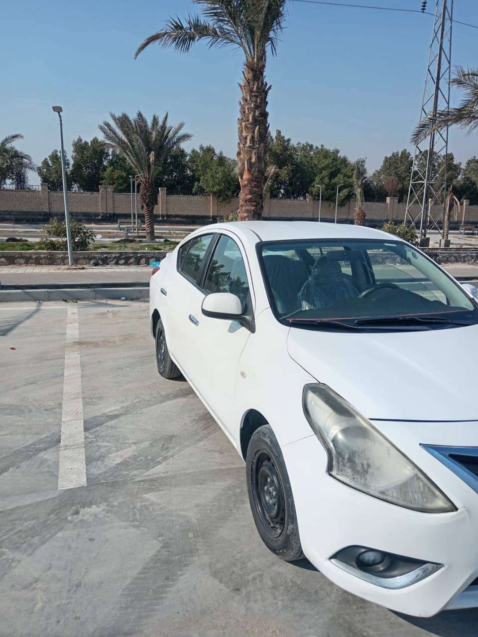 السلام عليكم العزاز
سياره نيسان صني هندي
موديل 2020
رقم لوحه اربيل بسم شركه
بيها فقط بارد جاملغ  وباب جهه سايق
والباقي كفاله من كلشي
مكان سياره نجف
السعر 108 وبيها مجال بسيط
خاص مامتواجد
اي استفسار ***********

