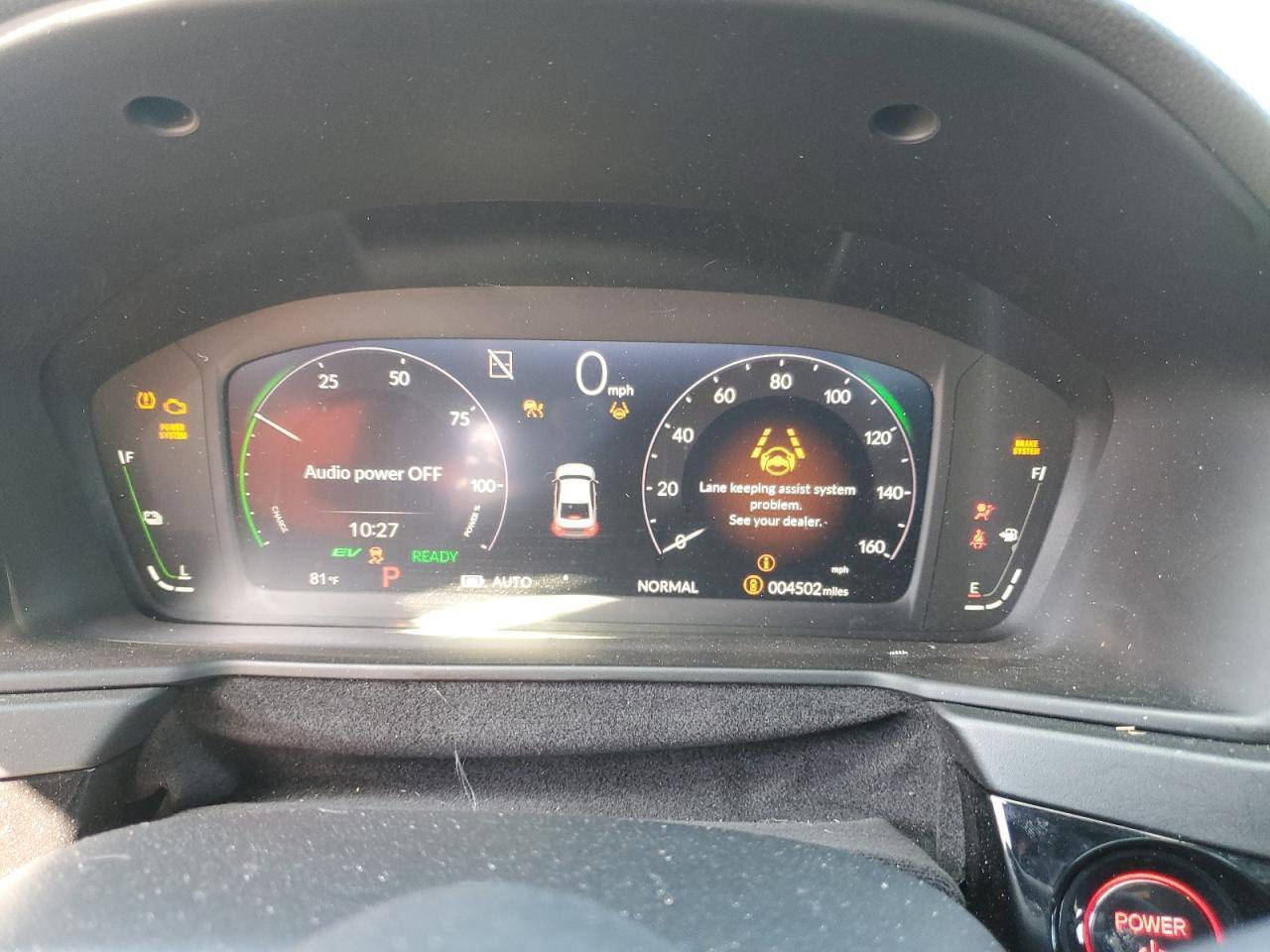 هوندا اكورد سبورت هايبرد
موديل ٢٠٢٥ 

بميناء ام قصر 

السيارة تشتغل

مواصفات السبورت المعروفة 

السعر ١٣٨ بيها مجال بسيط بدون كمرك وضريبة 

للاستفسار ***********
