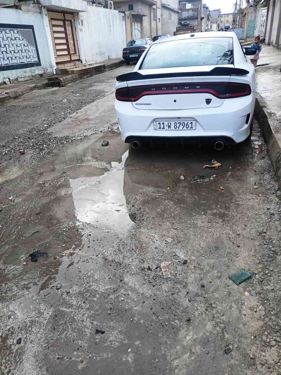 سلام عليكم للبيع جارجر موديل2015 بوليسي ماشيه84 الف كيلو بغداد بسمي محرك 3600 تو ويل مصبوغه حزام اثر شخوك ابيع عام صور الحادث بالمنشور وهنا بالعراق بيه جاملغ خلفي كل التفاصيل مذكوره السياره جاهزه مكاني الموصل الأيمن السعر149 وبيها مجال بسيط ***********
