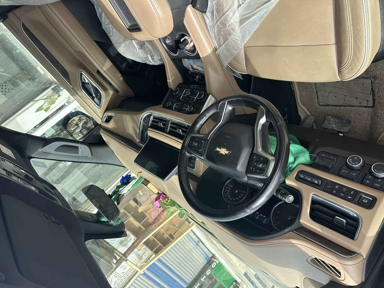 تاهو بريمير موديل 2021فول مواصفات  سياره مكفوله عامه لتسيلني من إيدك لسونار  مكان السياره بغداد سبع البور 520وبيههه مجال *********** مكلف بلنشر السياره ماشيه 54الف
