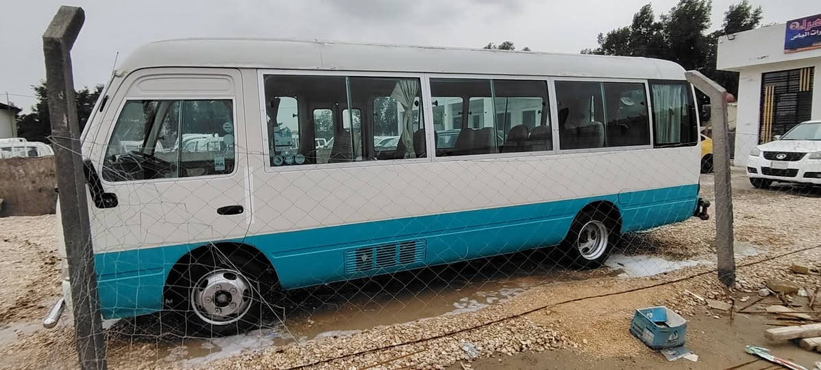 كوستر 2005. جاااهزه باذن الله
صبغ احزام.. رقم انكليزي

السعر.. 197 وبيها مجال 

***********

واتساب

سكن. بابل
