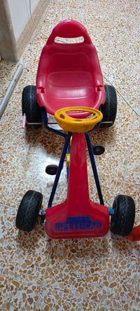 سياره اطفال السعر 25 للتواصل 07722117626