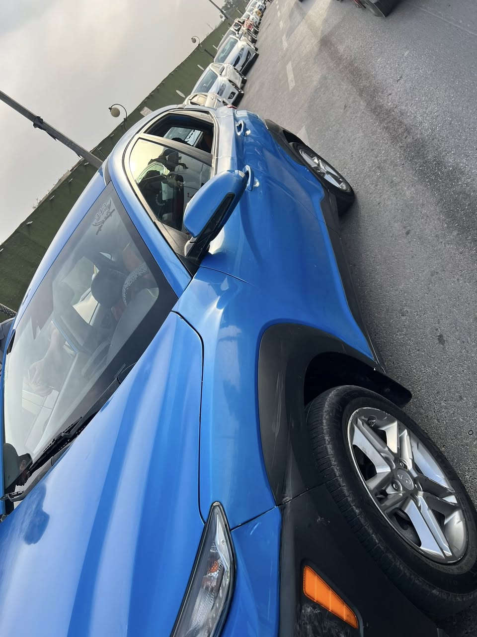 السلام وعليكم كونه 2019 سياره نضيفه حلوه  كير مكينه جديده على وضع الشركه  رقم بغداد مكاني بغداد (مكلف بل نشر  )  رقم صاحب السياره ***********
