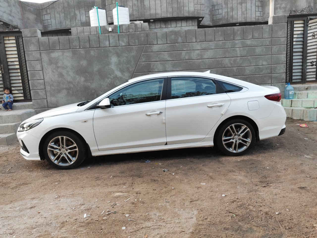 سوناته وارد كوري
ابيض صدفي موديل 2020 بيه قبق جنطه مبدل وبارد بالجاملغ الخلفي 

والباقي كفالة 

رقم بابل بأسمي تتحول بالبصرة 
السعر 165 وبيه مجال 

للأستفسار *********** البصرة ابي الخصيب
