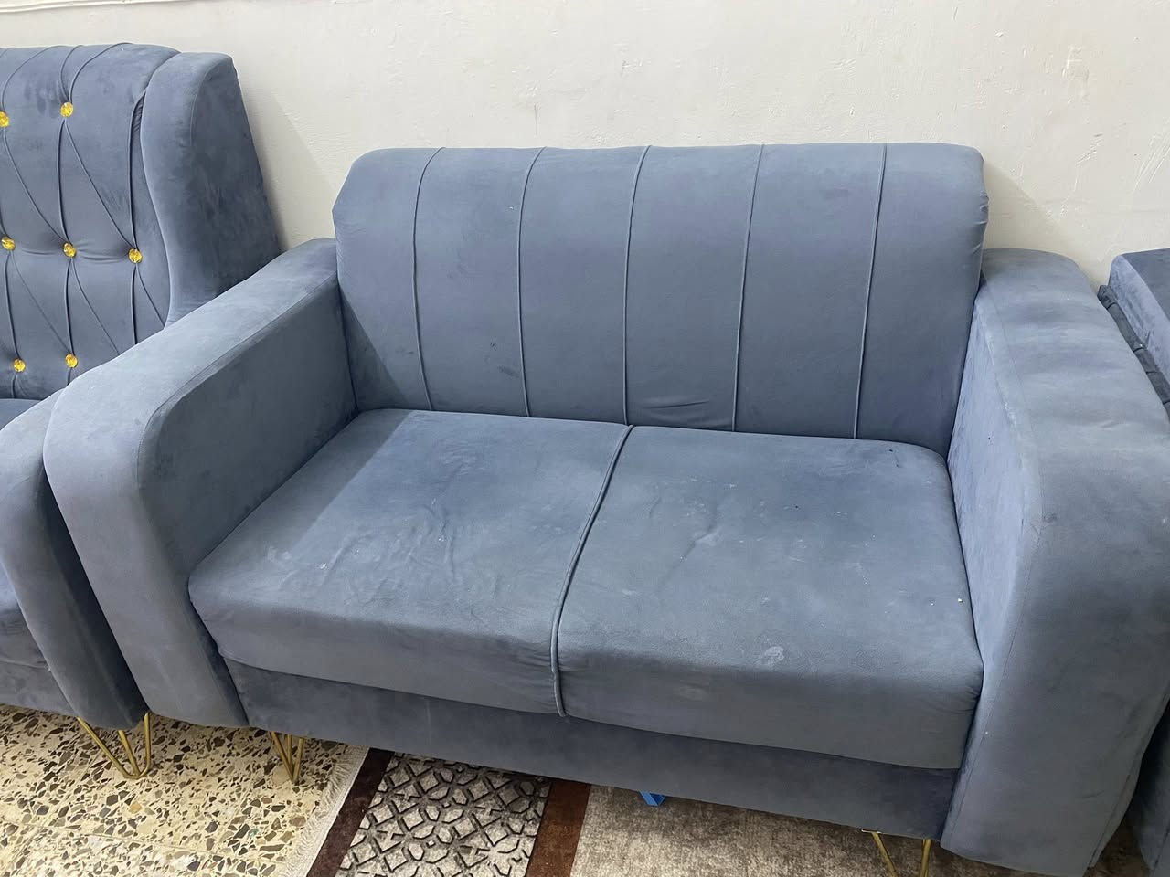 تخم مستعمل للبيع متروك سبب البيع ضيق المكان العنوان بغداد حي العامل للاستفسار واتساب ***********
