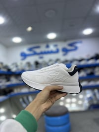 Alexander McQueen • مقاسات ٤١-٤٥ • خامه مستورد