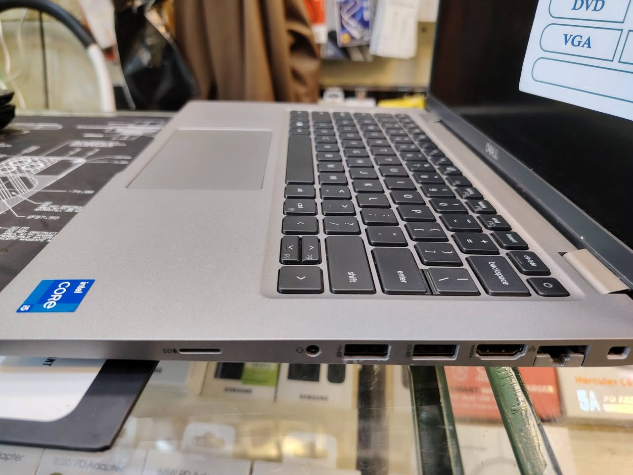 🔥 عرض خاص وحصري لدى مكتب صدف! 🔥
💻 أرخص لابتوب جيل 11 بالعراق! 🇮🇶
✨ Dell Latitude 5420
🔹 المعالج: Intel Core i5 الجيل 11 ⚡
🔹 الرام: 8GB 🧠
🔹 التخزين: 256GB SSD 🚀
🔹 الشاشة: 14.1" Full HD 🎯
💼 جهاز عملي وسريع مناسب للدراسة والعمل اليومي بكل كفاءة!
💰 السعر: فقط 325,000 دينار
🎁 الملحقات مجاناً:
✔️ شاحن أصلي 🔌
✔️ حقيبة 🎒
✔️ ماوس 🖱️
📍 العنوان: الموصل – المجموعة الثقافية، مجاور شركة طاقة
🚚 توصيل متوفر لجميع محافظات العراق
📞 للاستفسار: ***********
