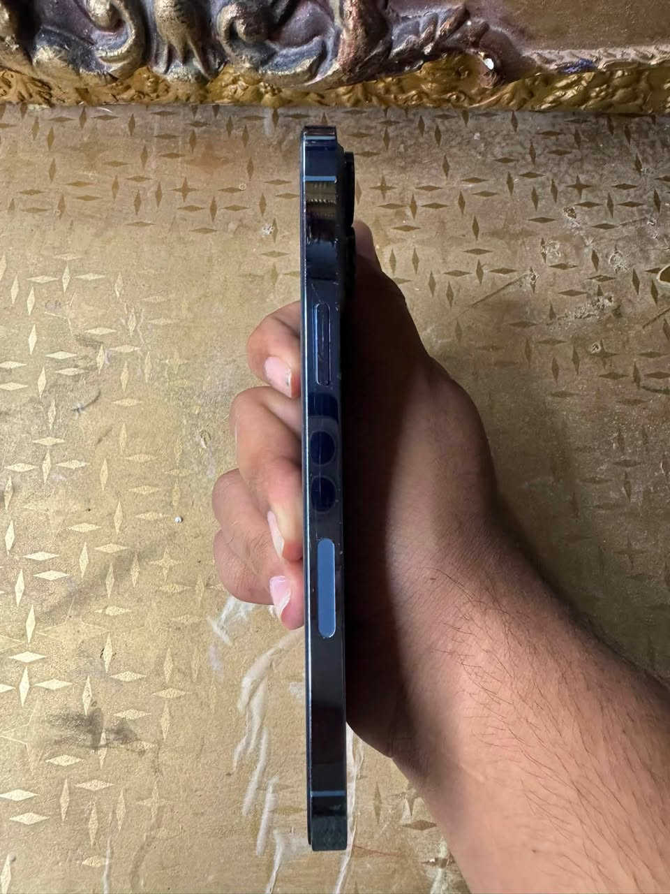 للبيع ١٣ برو ماكس ذاكره ٢٥٦ بطاريه ٨٧مبدل اصلي وشاشه اصلي فيس إيدي شغال دبل سيم كل عيب مآبي سعره ٤٥٠


**إذا كنت صاحب هذا الإعلان وتريد حذفه لأي سبب، رجاءا أرسل رسالة إلى الدعم الفني**