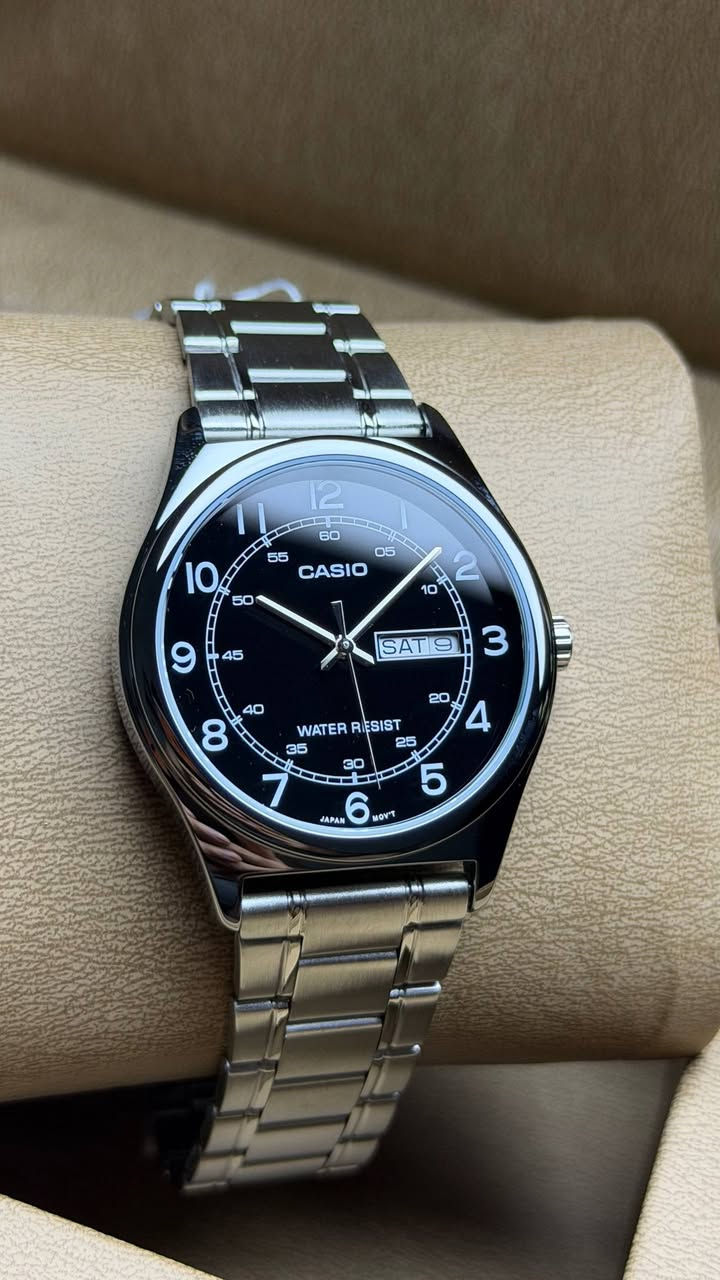 CASIO 
اصلي وكالة 
كاملة المرفقات ( علبة حافظة+ كرنتي + دليل الاستخدام )
ضمان سنة 
رقم الموديل MTP-V006
نافذ يومي شهري 
دزاين كلاسك مميز 
ستانلس ستيل 
مقاومة للماء 

40 الف على اول تم

UVMYGFxRPJmLNeVVPP


**إذا كنت صاحب هذا الإعلان وتريد حذفه لأي سبب، رجاءا أرسل رسالة إلى الدعم الفني**