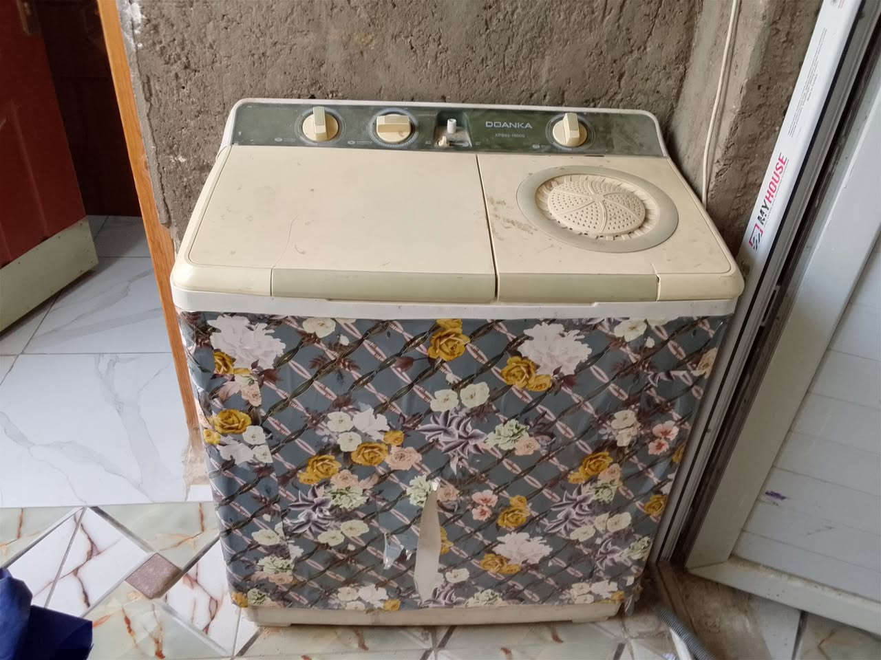 غساله اي عطل مابيه حيل نضيفه سعره 120 وبيه مجال قليل


**إذا كنت صاحب هذا الإعلان وتريد حذفه لأي سبب، رجاءا أرسل رسالة إلى الدعم الفني**