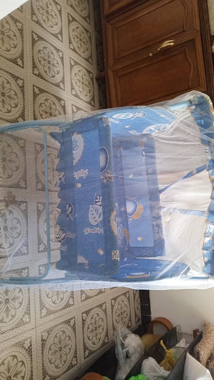 السلام وعليكم عندي كركود مال طفل الله شاهد جديد ما صار شهر من اشتريته للبيع مكاني محموديه حي سلام عندي خدمه توصيل سعره 35و بي مجال


**إذا كنت صاحب هذا الإعلان وتريد حذفه لأي سبب، رجاءا أرسل رسالة إلى الدعم الفني**