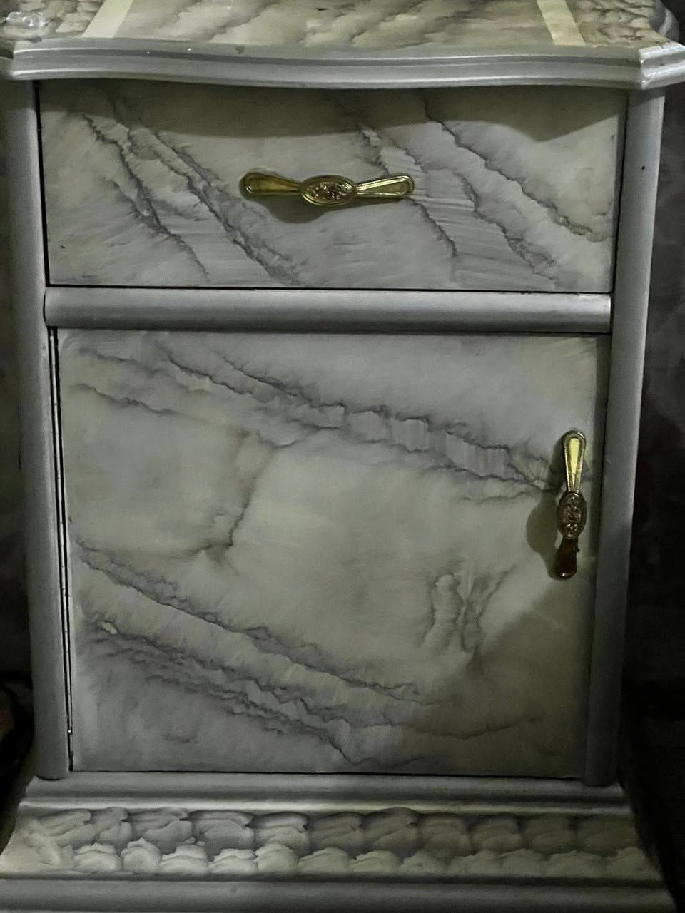 السلام عليكم
غرفه صاج عراقي بشكل تركي كلش لونها حلو عمرها سنتين فقط نضيفه 90٪ بيها ( كنتور وجربايه وميز عدد 2 وميز تواليت)
سبب البيع يردون يشترون غيرها اشتغلوها بسعر 3 ملايين ويردون يبيعوها بمليون ونص وبيها مجال الي يحب يتواصل ويجي يشوفها
العنوان حي العسكري مقابل شارع السبيس
للتواصل ع الرقم 

 ***********
