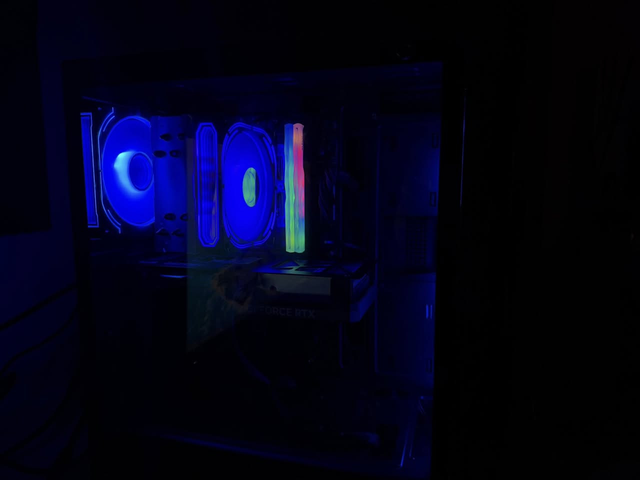 حلوة ال2k للبيع فقط كيس المكان بغداد 1250 بيها حك الجية
I7-12700
Rtx 4060 
Ssd 512
M.2 128
Hdd 1t
Ram 16 8x2 3200 rgb 
H610 pro msi 
Psu 750 rgb
Case antec 4 fan 
Cooler mass


**إذا كنت صاحب هذا الإعلان وتريد حذفه لأي سبب، رجاءا أرسل رسالة إلى الدعم الفني**