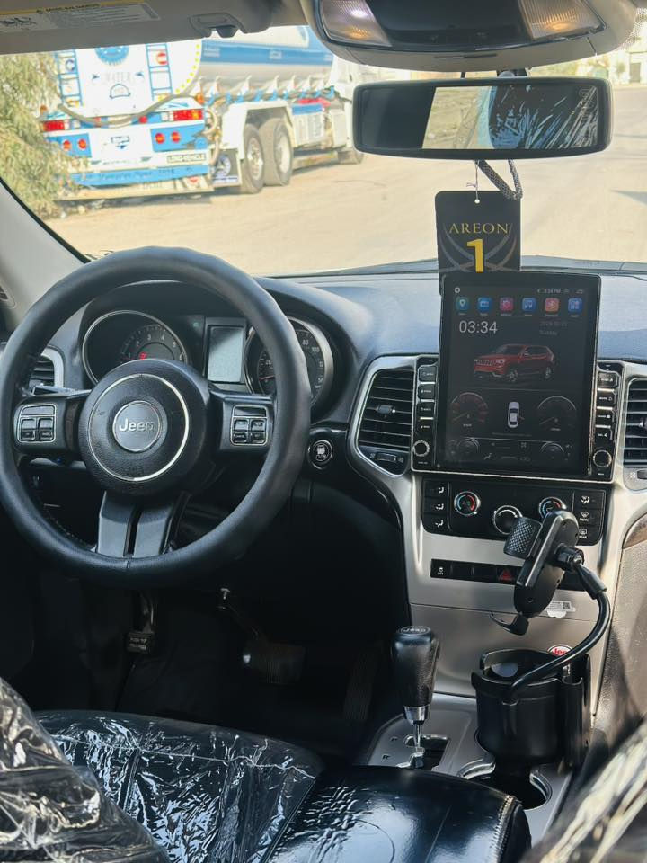 عندي جيب لاريدو
موديل2011
لون ابيض تخبل سياره ماشالله🤍
سياره بيها ٢قتعه سبغ بدون دواخل بدون ارباگ 
گير محرك تبيرد صدر عداديه كلشي بشرط
دينار مصاريف مابيها 
سياه فور ويل 
رقم دهوك  سياره
سعرها155بيها مجال
مكان اربيل
واتساپ***********
