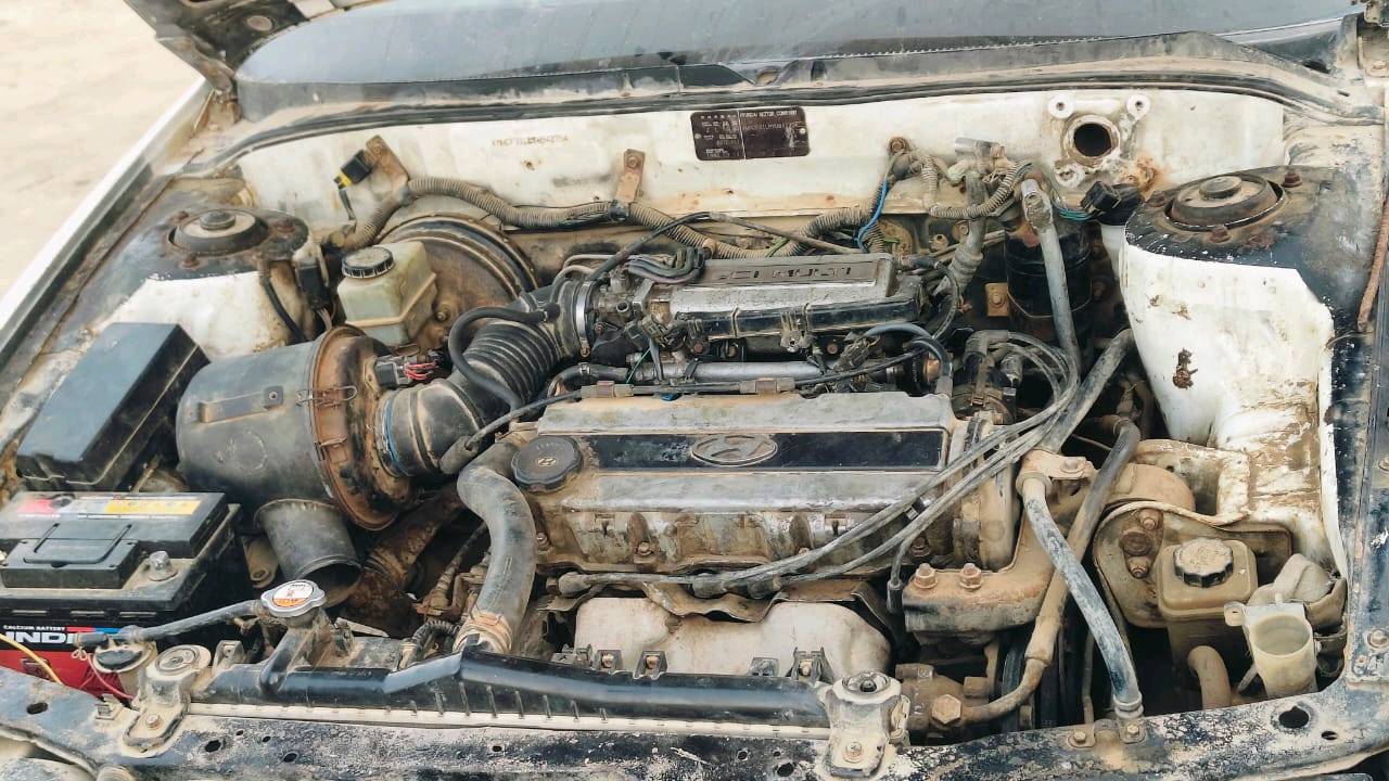 سياره سوناته  2موديل 2000 رقم مثنى أبيع كوم حديد اتكفل بس بصوليت السياره مو شغل. حلين العنوان ناصريه واتساب