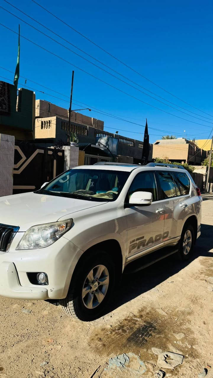 سلام عليكم للبيع برادو 
موديل 12.      سعر ٢٥٥ بيه مجال 
فول مواصفات كويتي 6 سلندر 
مكفول من صبغ سونار مرفق ويه صور 
استفسار اتصال ***********
