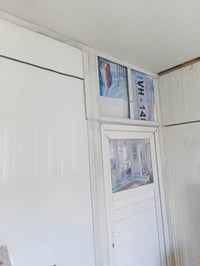غرفة ساندوج للبيع بابين وشباك 07806836657