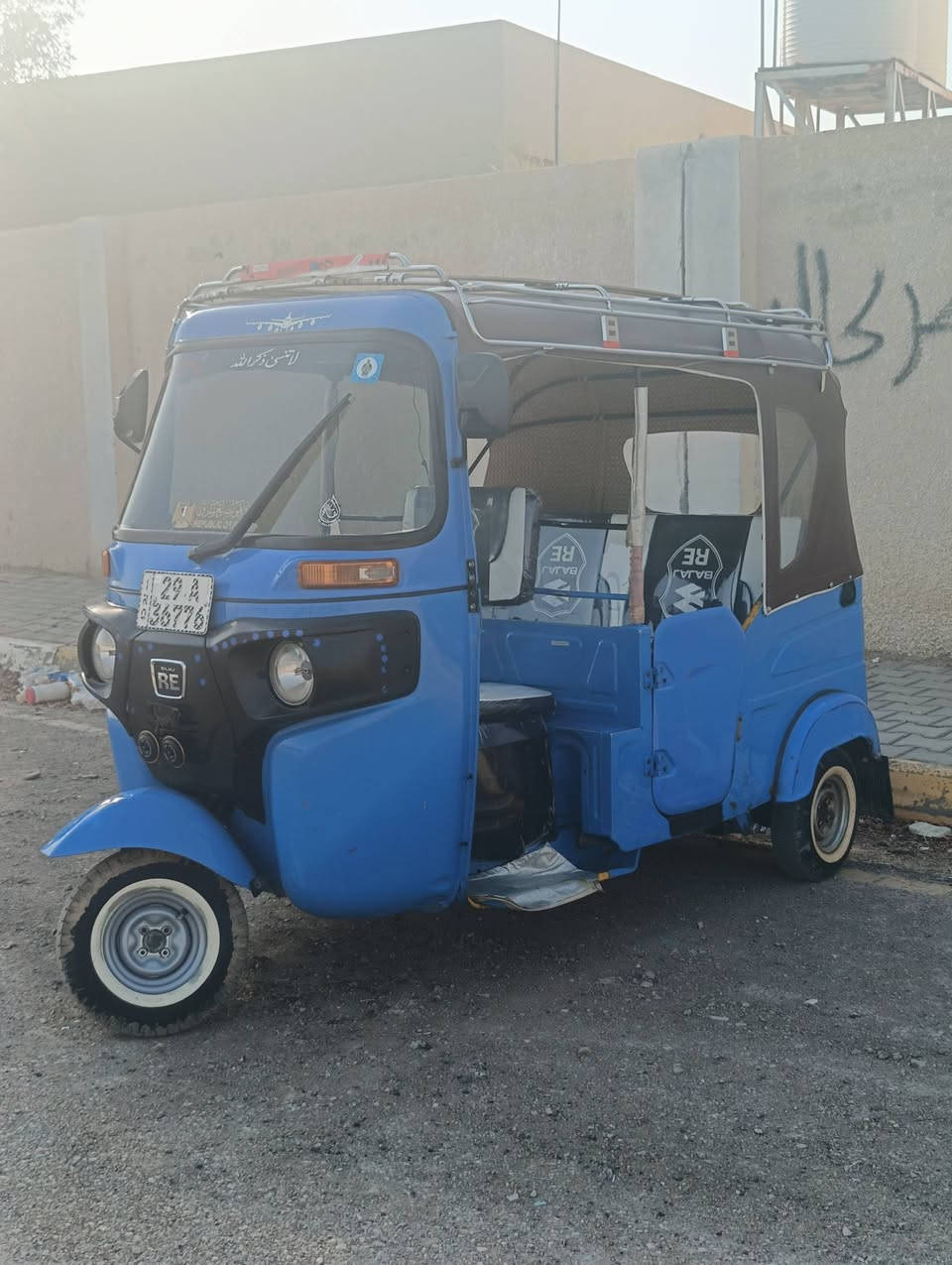 للبيع مدير 21 شهر 12 رقم واسط انجليزي نظيفه وخير من الله مال بيت ما نشتغل بيها كامله على خير حباي السعر 7700 بها مجال الشراي هذا رقمي ***********
