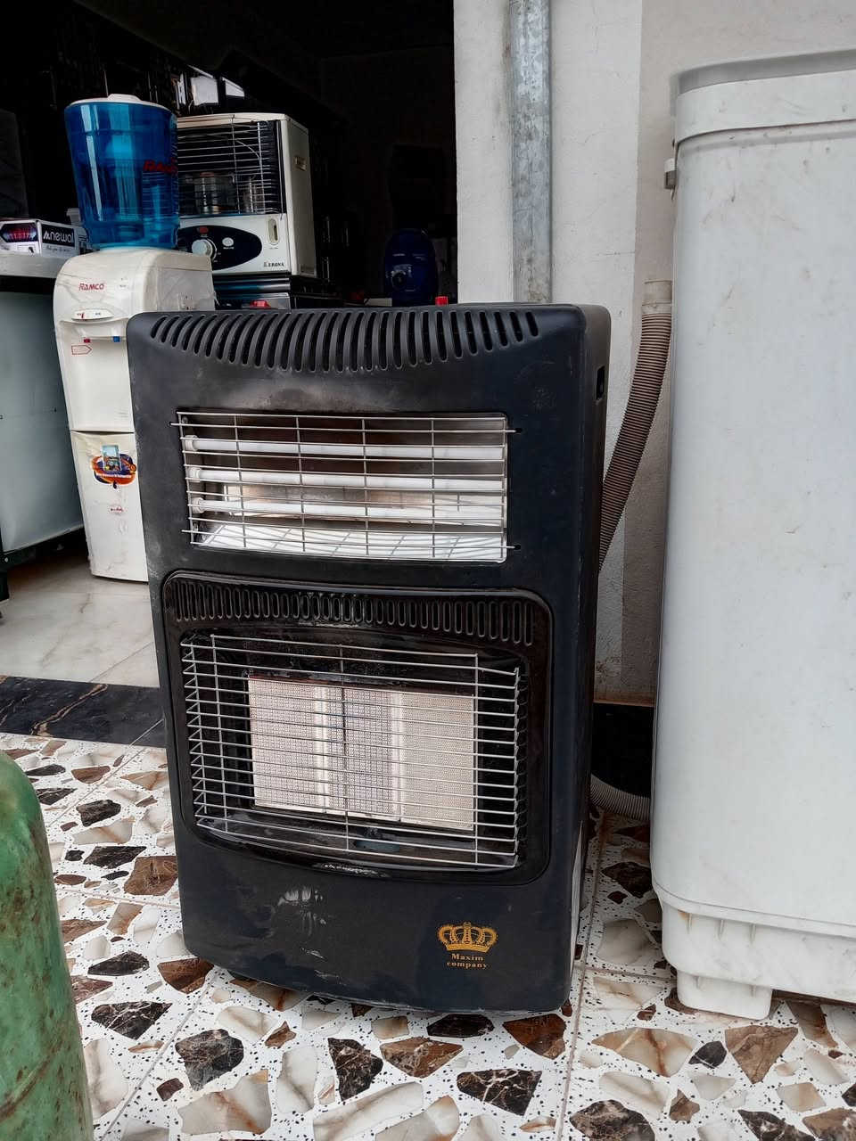 السلام عليكم ورحمة الله وبركاته يوجد عراض مستخدم جديد وبسعار مناسبه ***********
