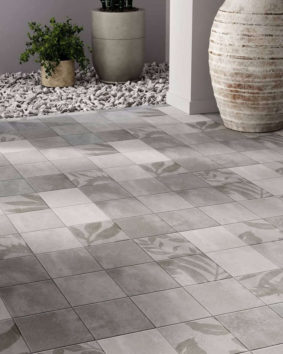 ألوان هادئة. ملمس طبيعي. أناقة خالدة.

آيرش موس يمنح مظهراً مستوحى من الحجر الطبيعي مع سطح مات محبب راقٍ، ليخلق مساحات دافئة وعصرية ومتوازنة.

المقاس: ٦٠٠ × ٦٠٠ مم
متوفر أيضاً مع ديكور آيرش موس لإضافة لمسة تصميمية أنيقة.

خيار مثالي للمنازل والمشاريع والمساحات العصرية.

إل ديكور بورسيلانو

للاستفسارات التجارية والتعاون في الأعمال، لا تترددوا في التواصل معنا. يسعدنا العمل معكم. 🤝

واتساب: wa.me//+919512612654

البريد الإلكتروني:
 amar@lactoseceramic.com

الموقع الالكتروني:
 www.lactoseceramic.com
www.ldecorporcelano.com

#اللاكتوز_سيراميك_آمر #سيراميك_ارضيات #بورسلان #ديكورات_حديثة #تصميم_داخلي #سيراميك_فاخر #فخامة #مقاولات #تصاميم_راقية

#ConstructionMaterials #VitrifiedTiles #PorcelainTiles #TileTrends2026 #morbitiles
 #TileDesign #InteriorDesign #ModernHome #LuxuryTiles #TileInspo


**إذا كنت صاحب هذا الإعلان وتريد حذفه لأي سبب، رجاءا أرسل رسالة إلى الدعم الفني**