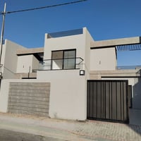 مجمع اللؤلؤة • ٢٠٠م • مشمول بالمبادرة