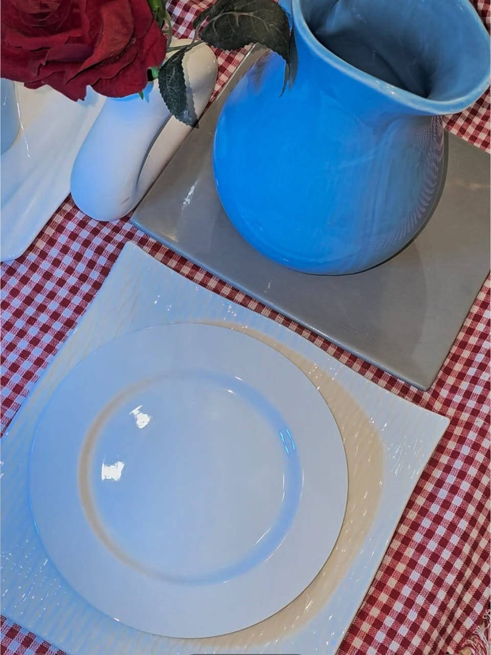 يا محظوظ كاعد هسه يحصلهم ع نص السعر
***********
