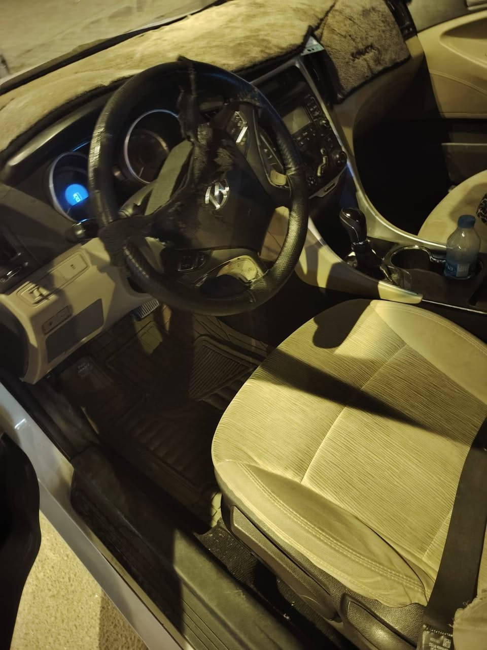 السلام عليكم ورحمة الله وبركاتة
للبيع فقط سوناتا موديل 11 وارد أمريكي سياره رقم صلاح الدين تحويل مباشر ثاني يوم تريد اكاتبك عقد مروي
بيه 5 قطع صبغ بدون وداوخل وبيه شويه بل قماره أثر  تكشير محرك 2400 ومواصفات الأمريكي معروفه السعر 100 وبيه مجال الشراي وبل عافيه عل ياخذه مكان السياره الأنبار فلوجه الاستفسار عن الرقم ***********
