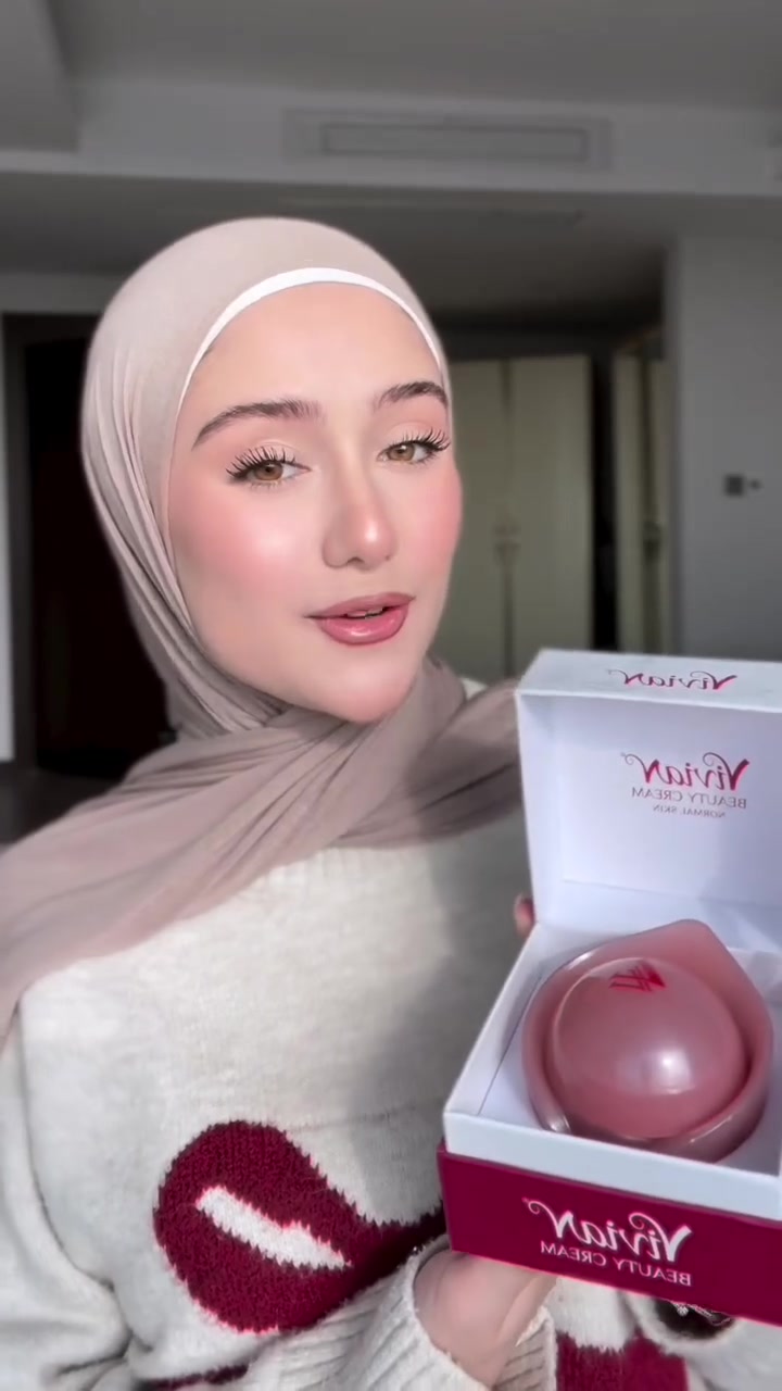 اختاري الاصلي والمضمون مع كريم فيفيان😍😍😍
واتخلصي من كل مشاكل البشره..
للحجز خاااااااص😍
 #نضاره #تبيض #كلف #نمش #تصبغات


**إذا كنت صاحب هذا الإعلان وتريد حذفه لأي سبب، رجاءا أرسل رسالة إلى الدعم الفني**