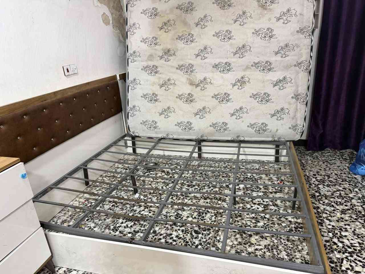 غرفه نوم تركي مستعمله 5قطع جربايه وكنتور وميز مرايه وكومديات ثنين مكان بغداد ابو غريب سعر100


**إذا كنت صاحب هذا الإعلان وتريد حذفه لأي سبب، رجاءا أرسل رسالة إلى الدعم الفني**