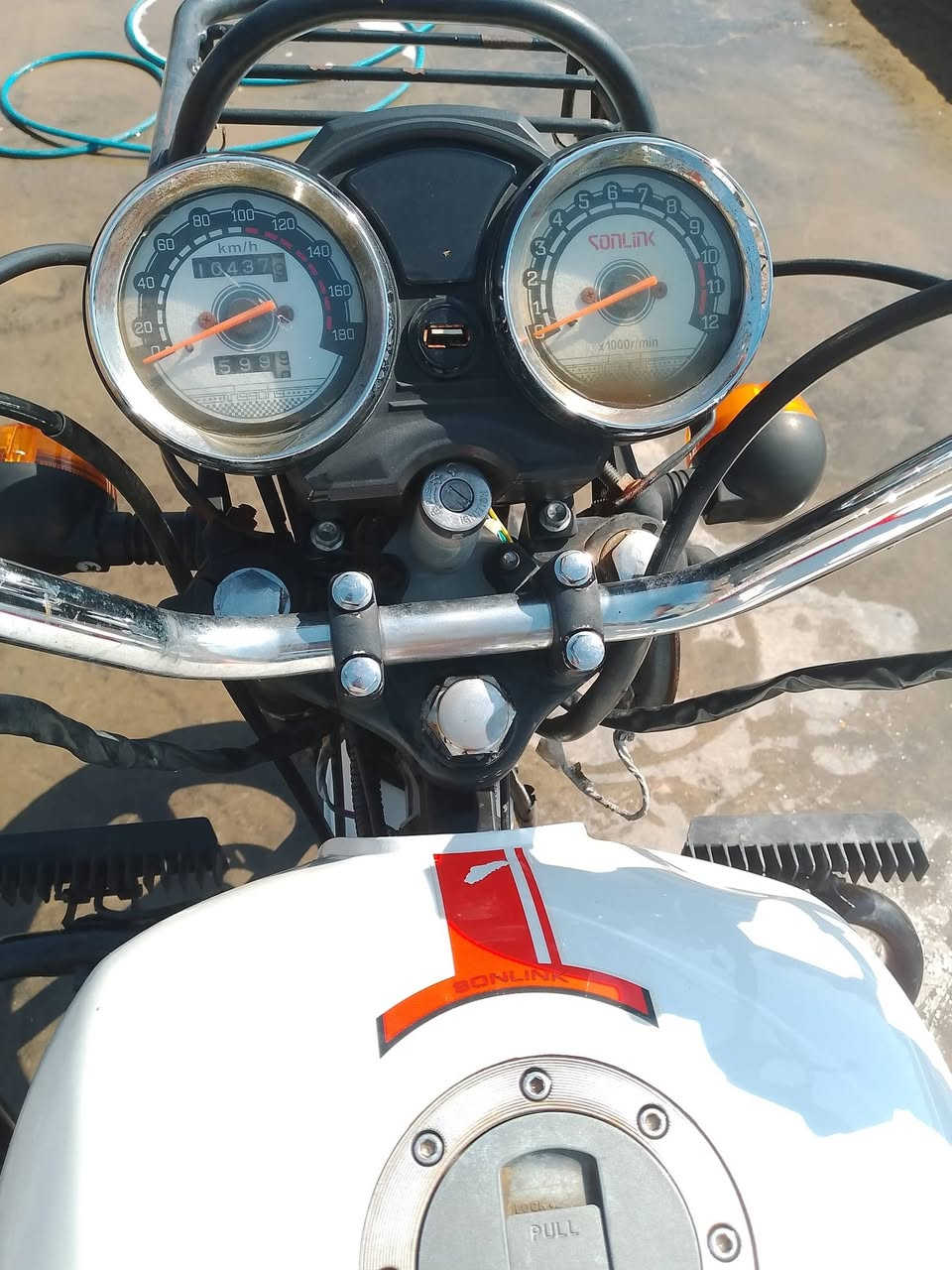 سلام عليكم متاح دراجه 2022نضيفه جبلي محرك 200 دراجه خير من الله سعر700وبيه مجال مكاني ديالى بعقوبة بهرز ***********====***********
