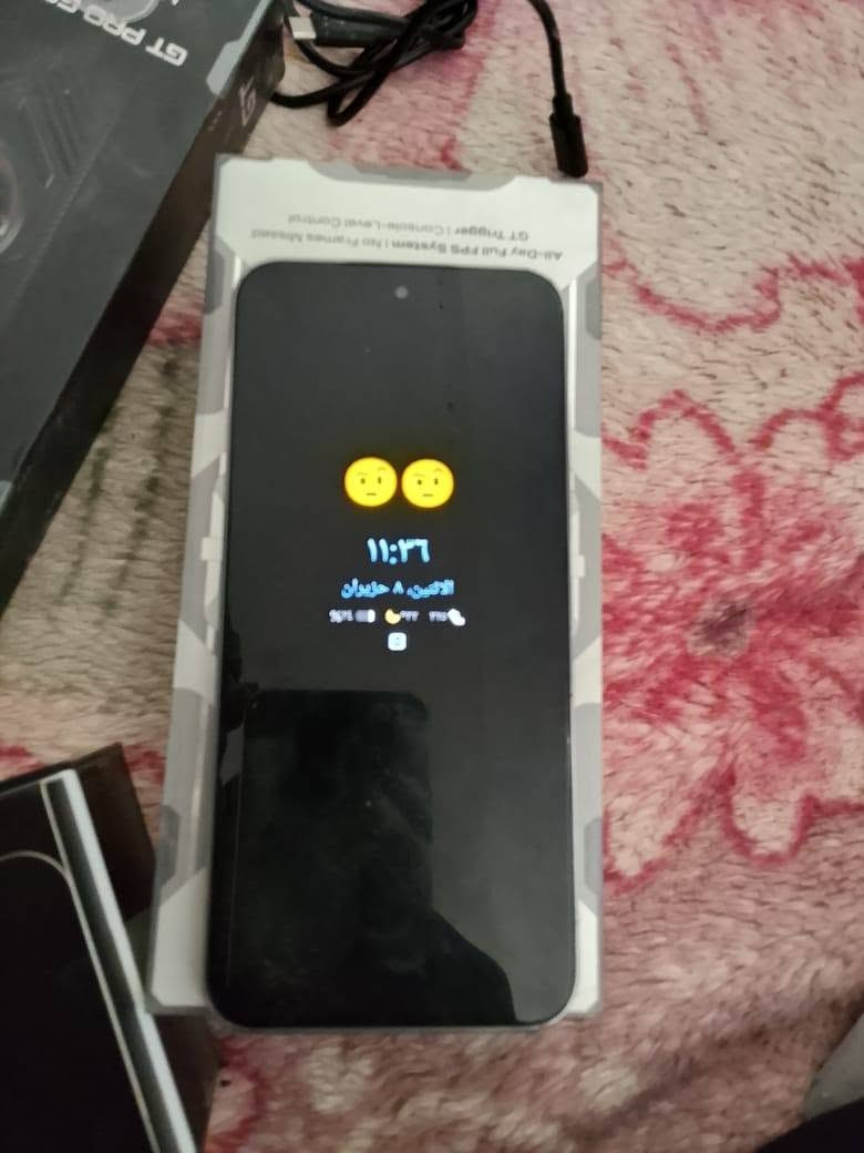 انفنكس جي تي 30 برو للبيع جهاز نصيف كامل ملحقات تلفون جديد لون أبيض رايده ب 375 وبي مجال رقمي *********** واتساب فقط
