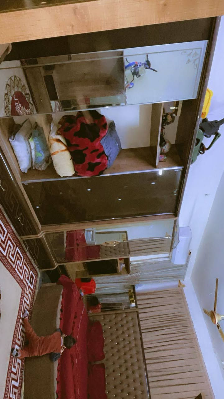 غرفه نوم تركي اصلي 11 قطعه
أصليه ضهر بلوك غرفه خشب ثقيل والله
مستعمله كلش جديده الشراي يجي خاص
خادمه السعر مليون بيها مجال شراي غرفه ضخمه


**إذا كنت صاحب هذا الإعلان وتريد حذفه لأي سبب، رجاءا أرسل رسالة إلى الدعم الفني**