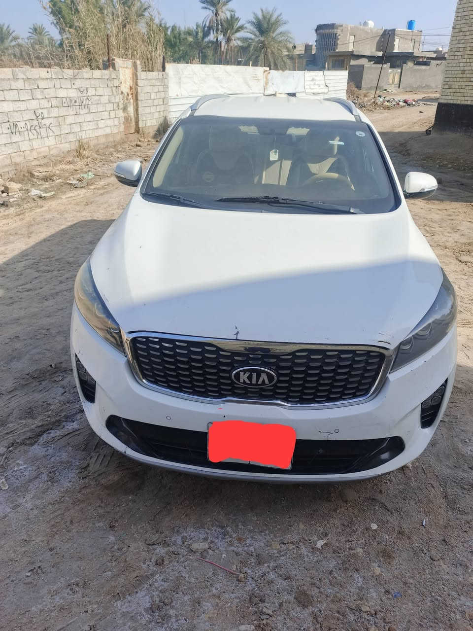 السلام عليكم سورنته مديل20 نظيفه كلش من كير ومكينه وحداديه وتايرات جدد دواخلهاجديده بس بيها طخات بسيطه اليحب يتواصل على الرقم المذكور ***********
