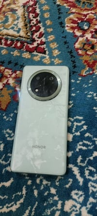 HONOR X9c ذاكرة ٢٥٦ معالج  ۱۲ غ.ب بطاريه mAh 6600 للمراوس ب أيفون فقط ...