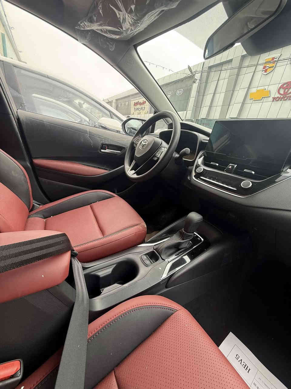 عروض نهايه السنه 🔥 
توفرت الكورلا الهايبرد الشكل الامريكي داخل شركه عباس الفواز لتجاره السيارات 
موديل ٢٠٢٥.  كراسي جلد احمر دبل كرسي كهرباء 
دبل رادار قياده ذاتيه اشاره جانبيه لد نهاري فول زنون هند بريك كهرباء فول شاشه ابل كار بلي الحجم الكبير حجم المحرك 1800cc 
اسعار محفظه 
عنوان الشركه حله شارع ٨٠ 
***********
***********
***********
