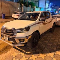 هايلوكس • ٢٠٢٢ • مكفولة
