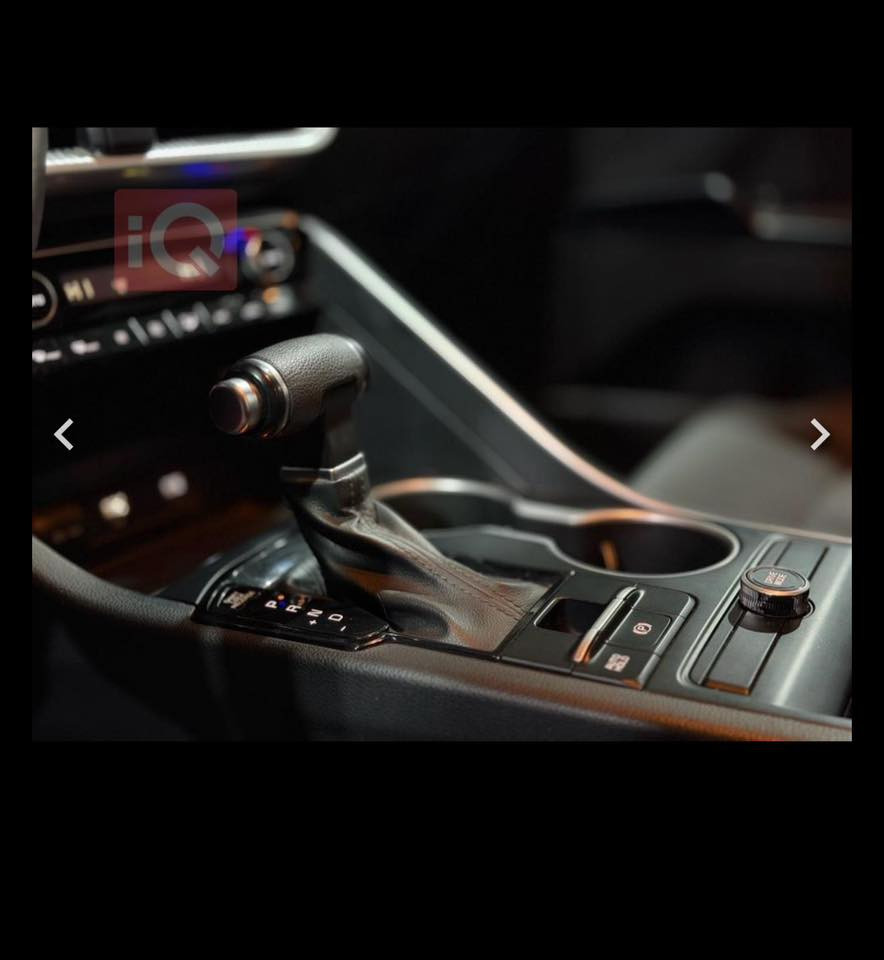 السلام عليكم كي فايف 23 ألون نفطي 
المواصفات. 
رادار امامي توقف ذاتي 
رادر خلفي 
رادار جانبي مانع اجتياز 
هاند بريد بصمه 
بصمه أبواب 
كأمره خلفيه دواره 
٤ وضعيات قياده 
مثبت سرعه 
قياده ذاتيه ع الخطوط البيضاء 
شاشه كبيره كار بلي واندويد اوتو 
جنطه بصمه 
ترحيب أبواب عند الاقتراب 
ايرباك السياره كله سليمه 
الرقم أربيل الدولي صارله شهر ونص من ترقمت سنويه ل ٣١ 
حادثه واضح يمكم باب مبدل والجاملغ بس بارد بدون صبغ 
ماشيه بامريكا ٨٠ الف وهنا ماشيه 10 آلاف تقريبا 
كير مكينه خير من الله اي شي ما مبدل بيه وسياره مهتمين بيه كلش دهن اصلي وموجود دفتر الدهن وسعره وبانزين محسن ع ايدنا السياره مستوردينه مكانه الناصرية السعر 165 بيه مجال قليل 
***********
