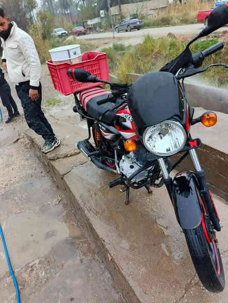 سلامو عليكم دراجة نوع بوكسر مديل 22 مكلف بل نشر ***********
