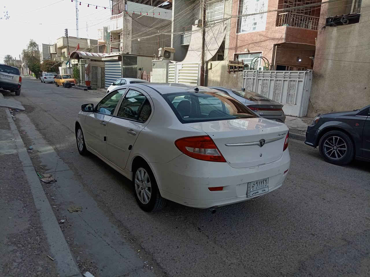 بروتون موديل 2013 محرك 1600 ممتاز كير ممتاز كهربائيات كلها بلاديه وكلها شغاله حداديه جيده سياره تخم تاير جديد تبريد شغال تدفئه شغاله السياره بدون صبغ بيها فقط بس باردالسعر 69 ورقه الاستفسار على هذا الرقم*********** محمد العنوان بغداد الشعب
