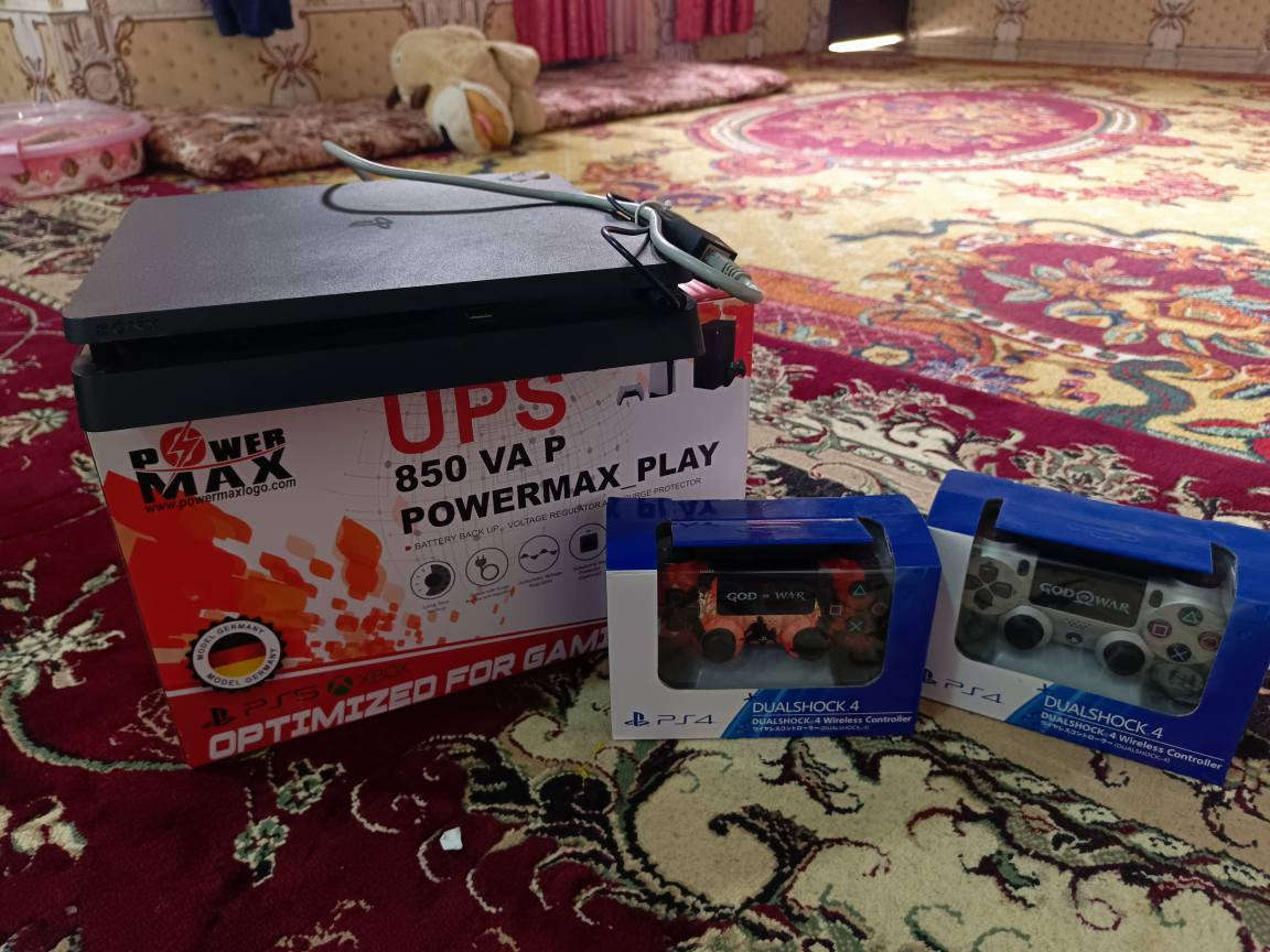 بلي فور سلم لي البيع الجهاز جديد نظافه كدام العين وياه يدات اتنين جديدات كيبل HD وياه يوبي اس جديد بل كارتون نظام تهكير حديث الجهاز شرط نضافه كدام العين العاب الي بي ايدلن رينك اله الحرب راكنروك وا ايضافه فال هاله لعبه هيلو كيتي لعبه هاري بوتر لعبه الطاعون لعبه رزنت ايفل سفن لعبه اتيكس تو سعر البلي360بيها مجال رقم*********** سنجار, نينوى
