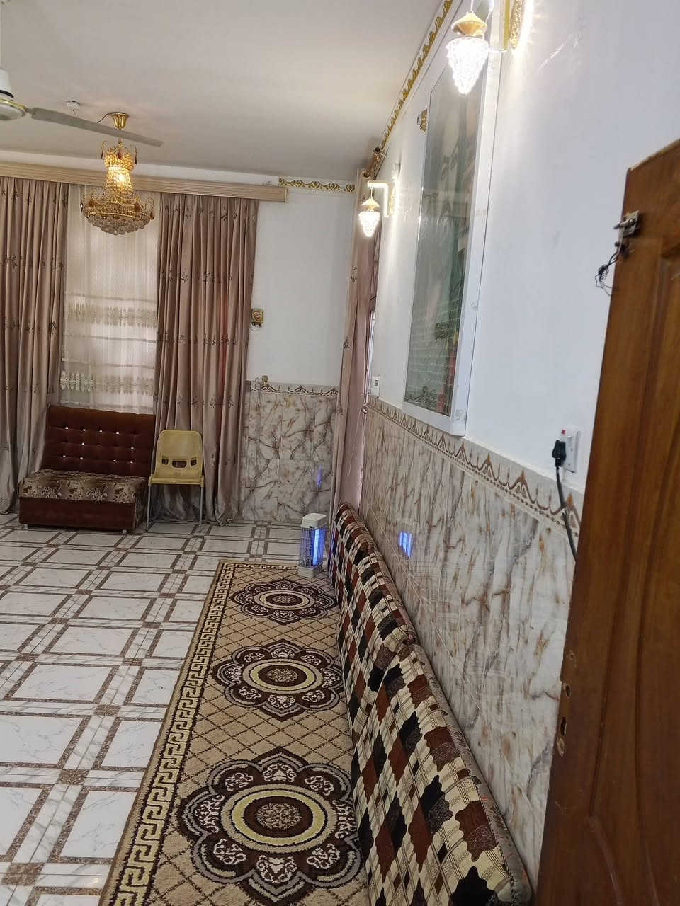للبيع كوت حي الحكيم نزلت بيت خليفه مساحته 250متر طابقين تفاصيل كامله داخل الفيديو كامله ***********
