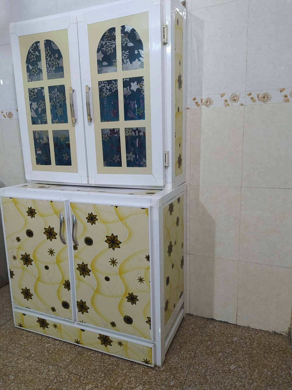 كاونتر وملحق تسكام درجى اولى نظافه فول شخط مابي قطعتين ارضي وملحق للبيع حله


**إذا كنت صاحب هذا الإعلان وتريد حذفه لأي سبب، رجاءا أرسل رسالة إلى الدعم الفني**