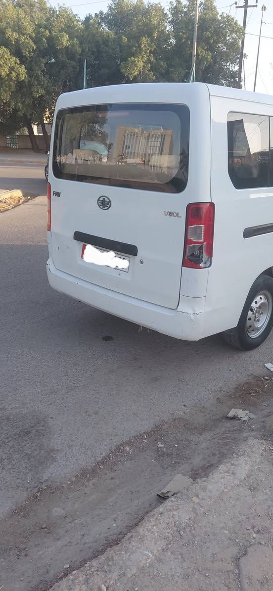 السلام اعليكم فاوخشفه 10راكب للبيع دوشمه جديدة مكينه لا تبخير ولا تنقيص تبريد نغص غاز فقط السيارة بسمي تحويل ثاني يوم تخم تاير حداديه 2015تفاصيل اكثر عل.رقم ***********//السعر 45وبيها مجال حك الجيه
