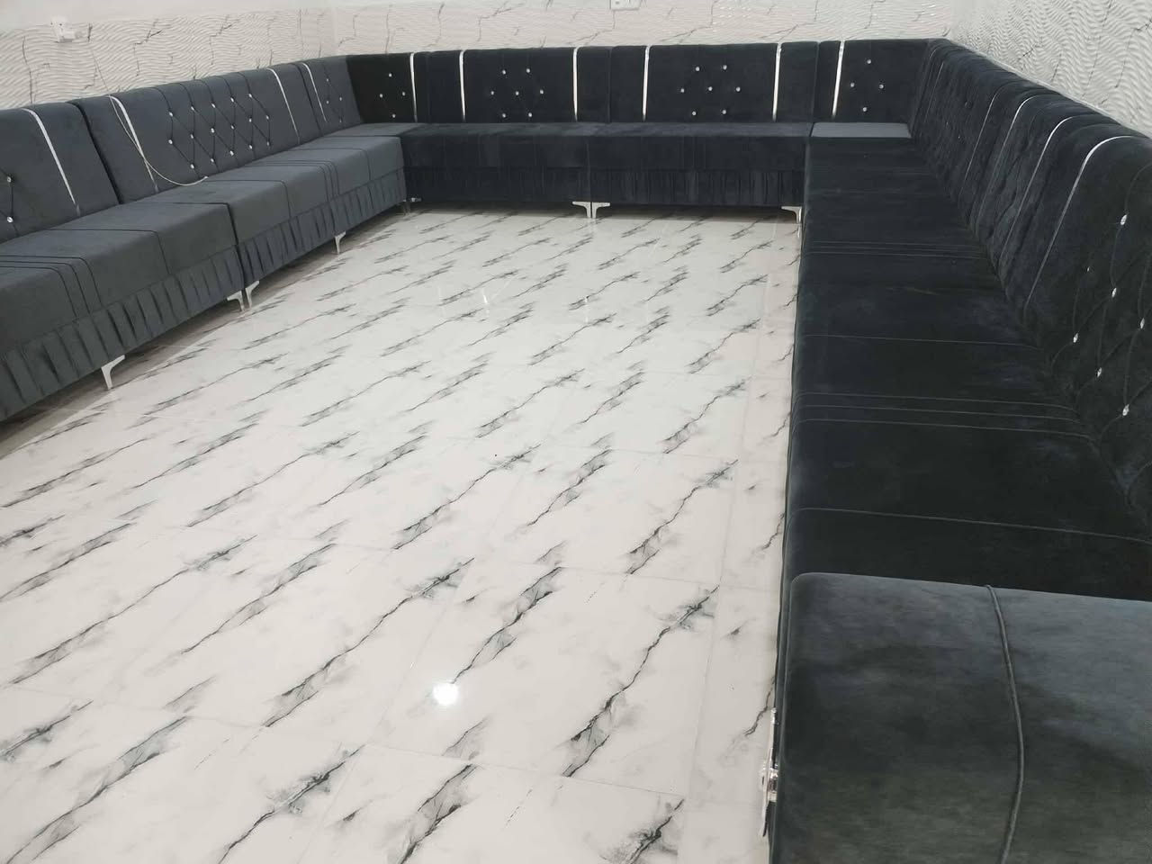 ديوان 7 ٲمتار عشر مقاعد ب 350 ٲلف يوجد شغل عالمتر حسب الطلب واللون


**إذا كنت صاحب هذا الإعلان وتريد حذفه لأي سبب، رجاءا أرسل رسالة إلى الدعم الفني**