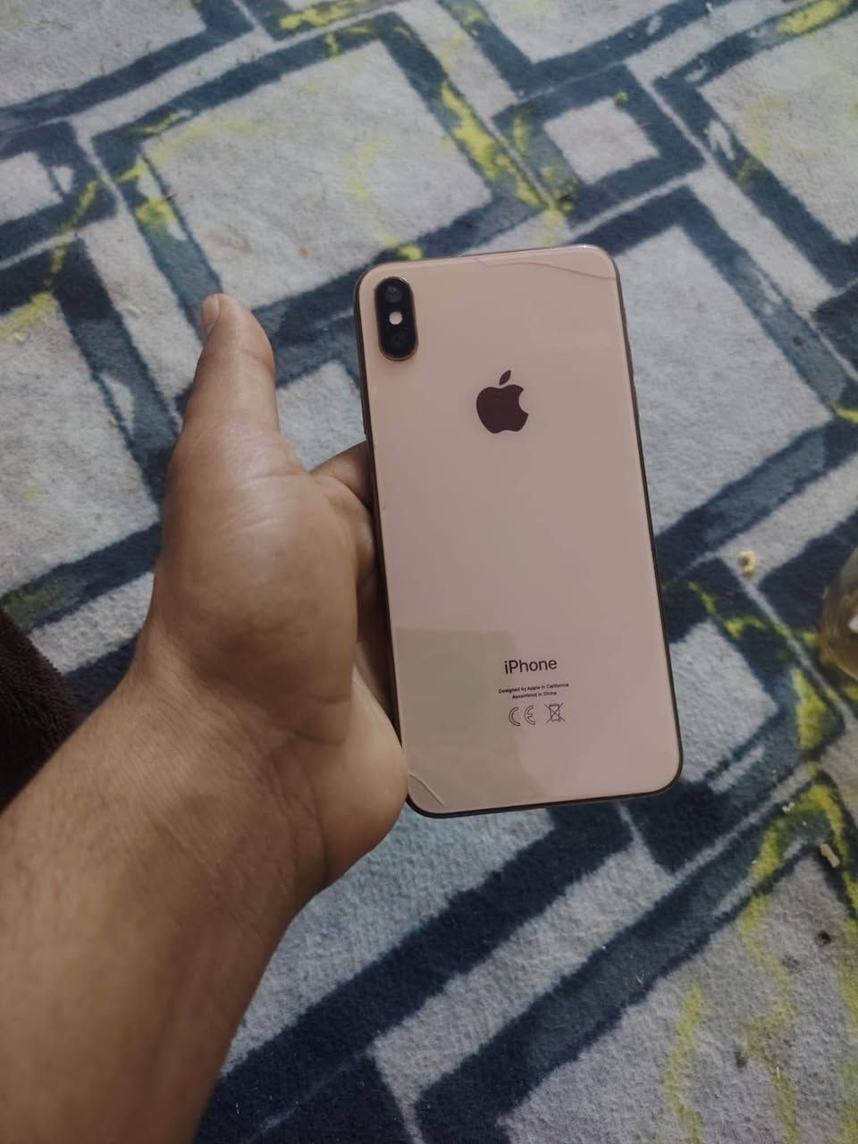 السلام عليكم جهاز اكس ماكس للبيع بدل بطاريه فقط 100شوفة عينك بي كسر بشاشه قليله لباقي بلزكه السعر 175وبي مجال لشراي ***********
