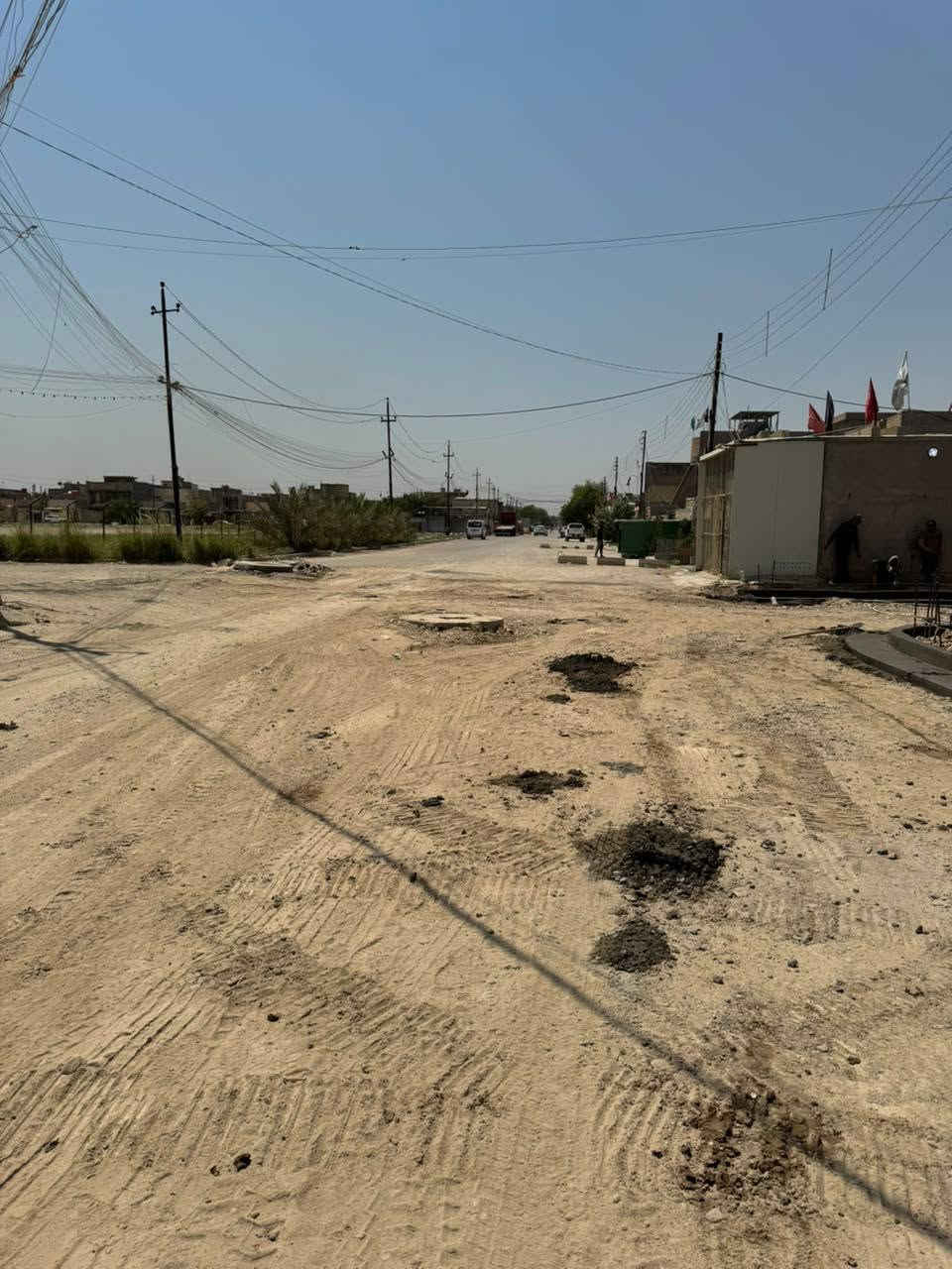 على بركة الله 
هيكل للبيع مساحه ١٠٠ متر  لوجه ٥ ونزال ٢٠  كاع ابو رشاد متوفر جميع الخدمات   للستفسار الأتصال على رقم***********
